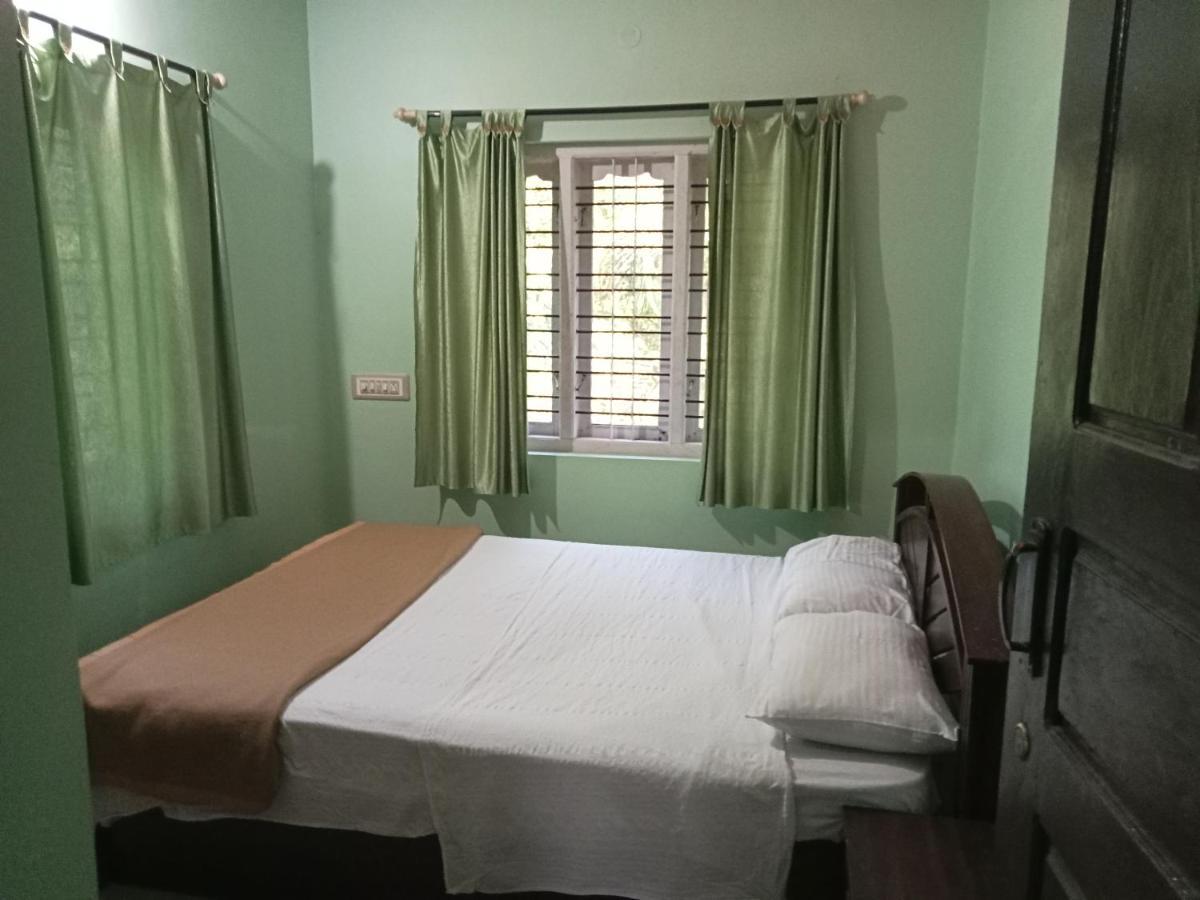Krupa Homestay Madikeri Kültér fotó
