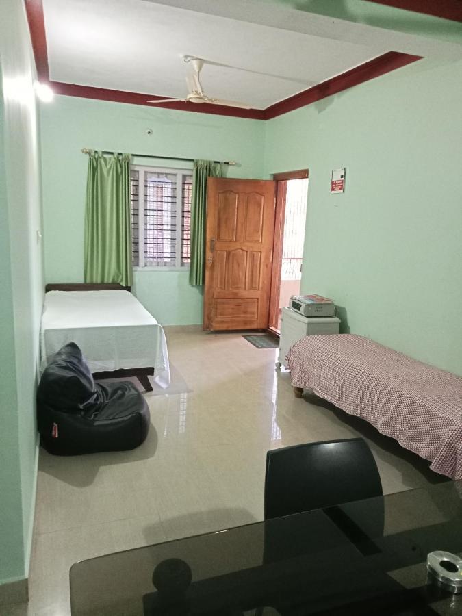 Krupa Homestay Madikeri Kültér fotó